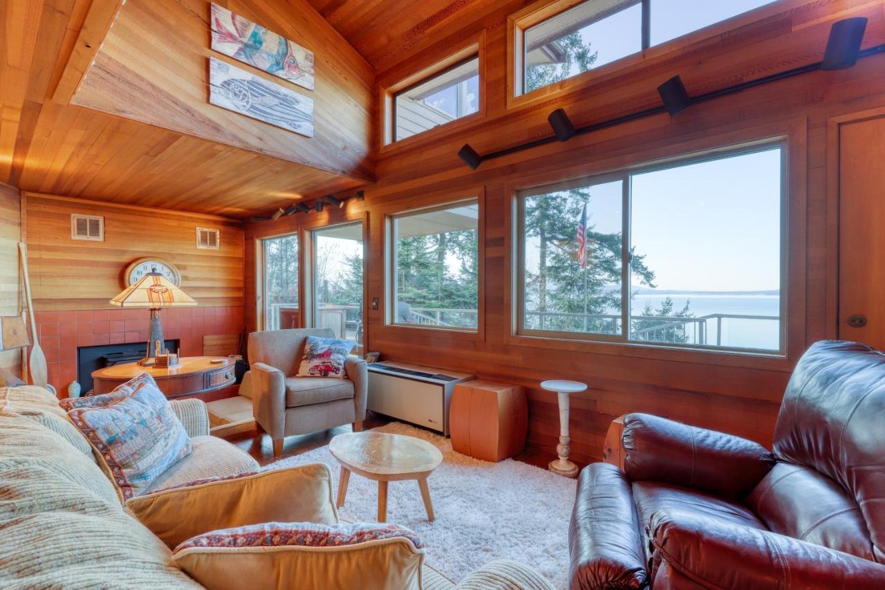 Seascape Lodge Freeland Екстериор снимка