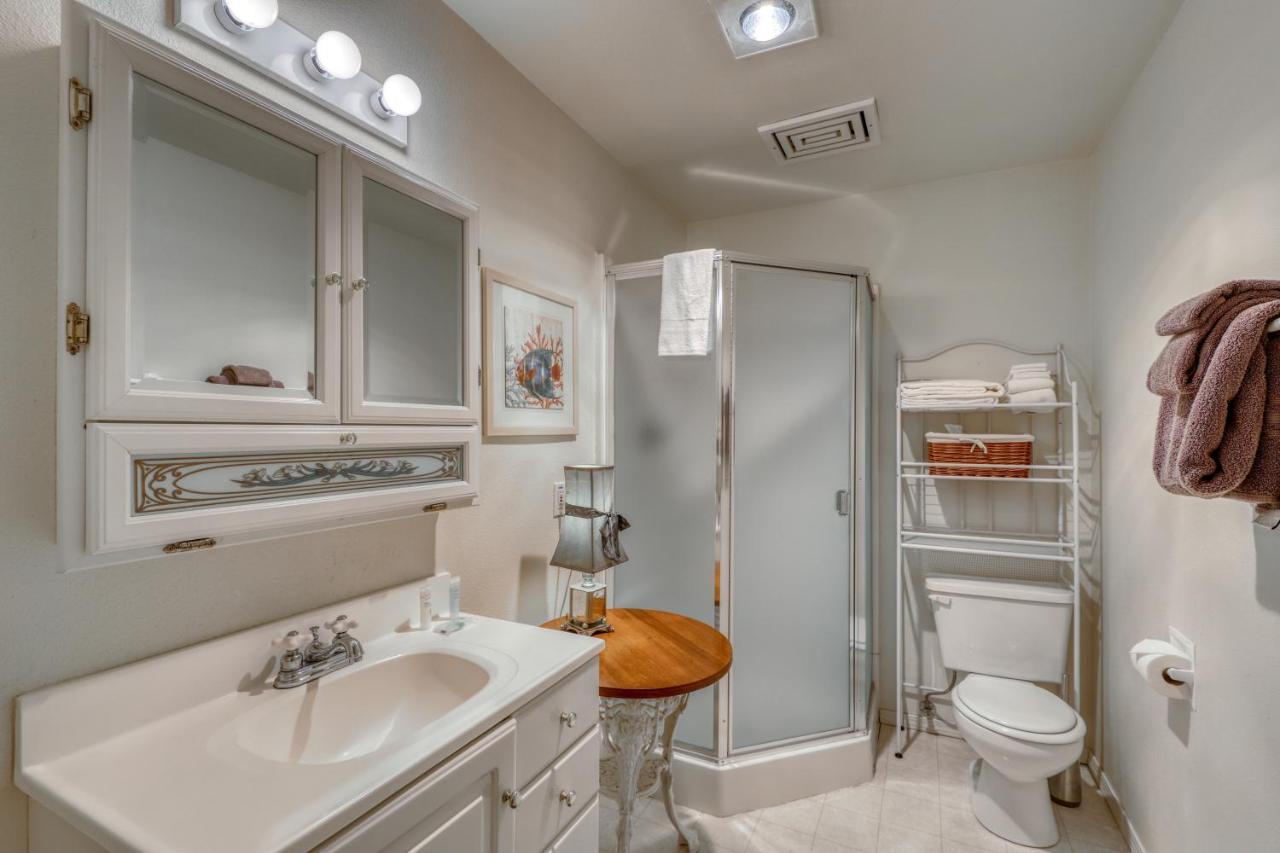 Seascape Lodge Freeland Екстериор снимка