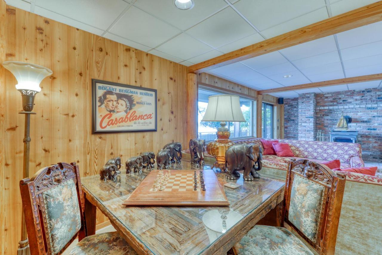 Seascape Lodge Freeland Екстериор снимка
