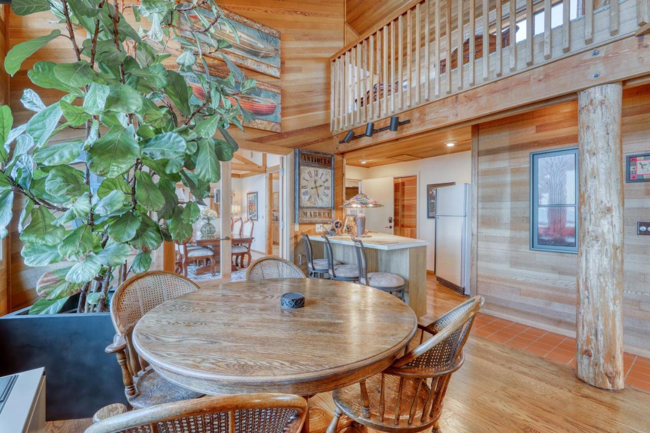 Seascape Lodge Freeland Екстериор снимка