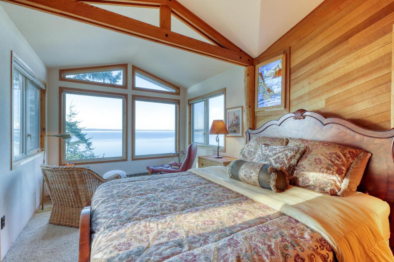 Seascape Lodge Freeland Екстериор снимка